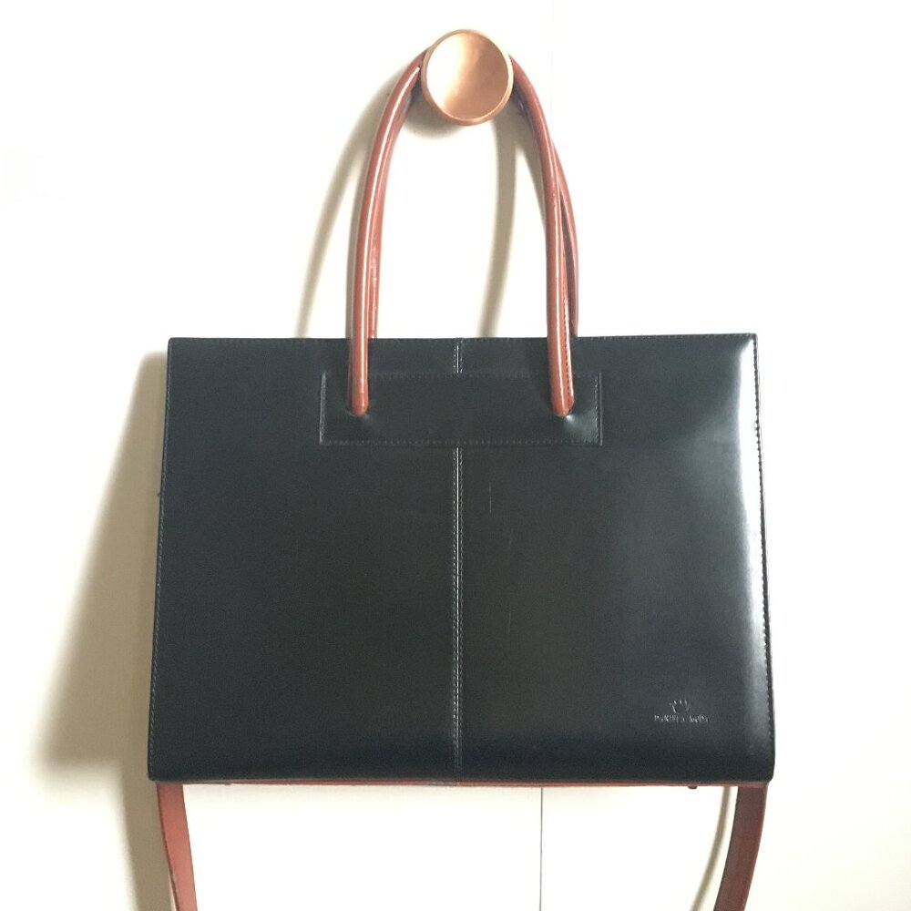DANIELA MODA Sleek Envelope Black Leather Italian Shoulder Bag